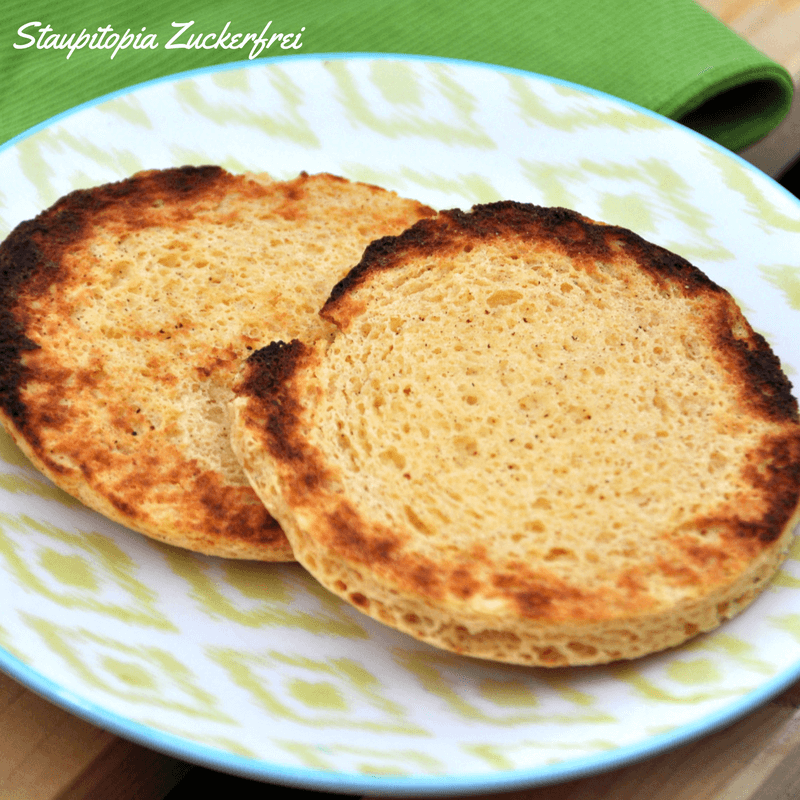 Low Carb Toasties selber machen in nur 5 Minuten. Schnelles Low Carb Brot