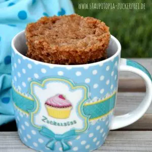 Dieser aromatische Low Carb Lebkuchen Tassenkuchen duftet nicht nur nach Weihnachten, er schmeckt auch so. Natürlich kommt der Low Carb Tassenkuchen ohne Zucker und ohne Mehl aus und du kannst ihn in weniger als 5 Minuten backen. Probier es also am besten gleich aus!