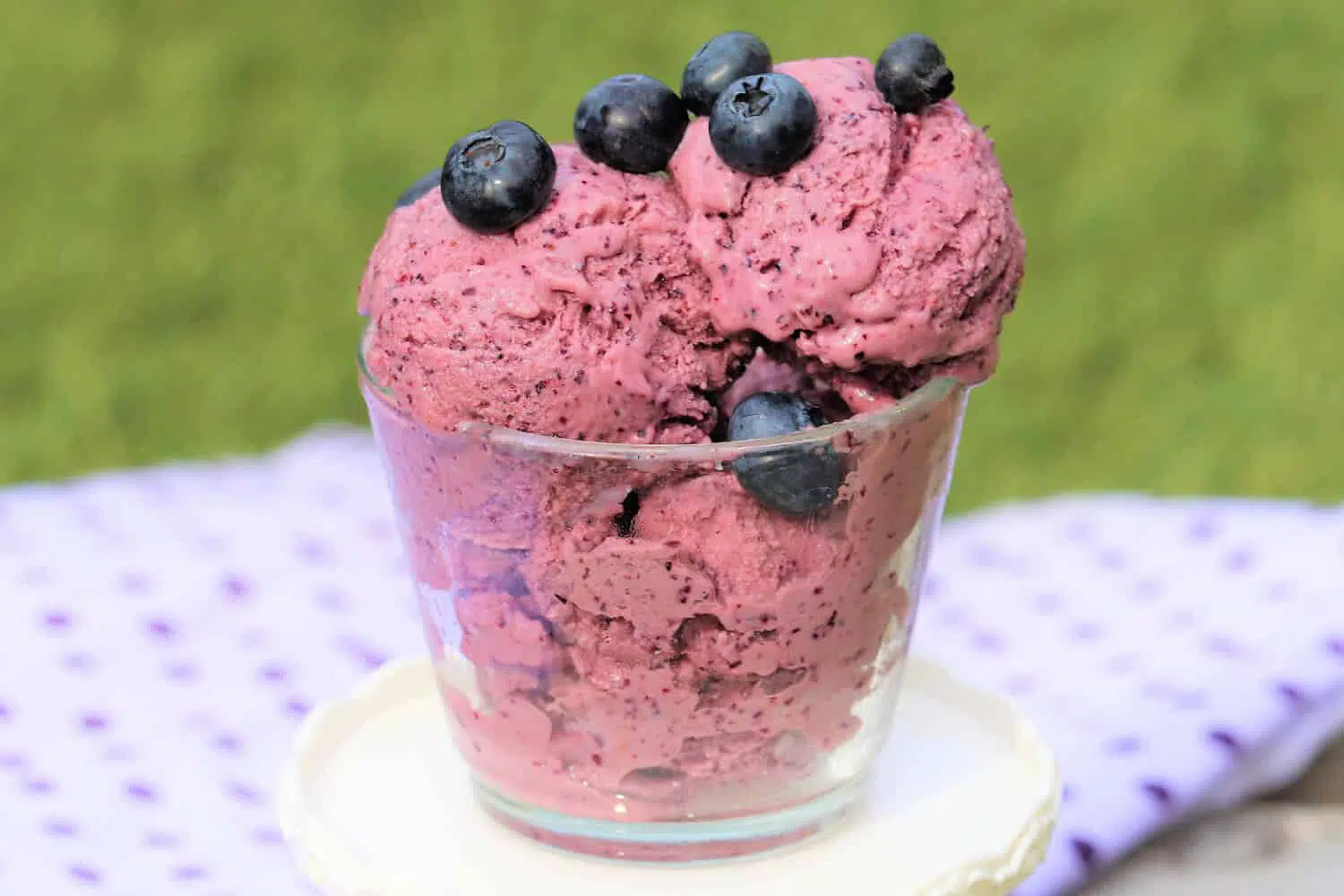 3 Zutaten Eis ohne Zucker Rezept mit Skyr