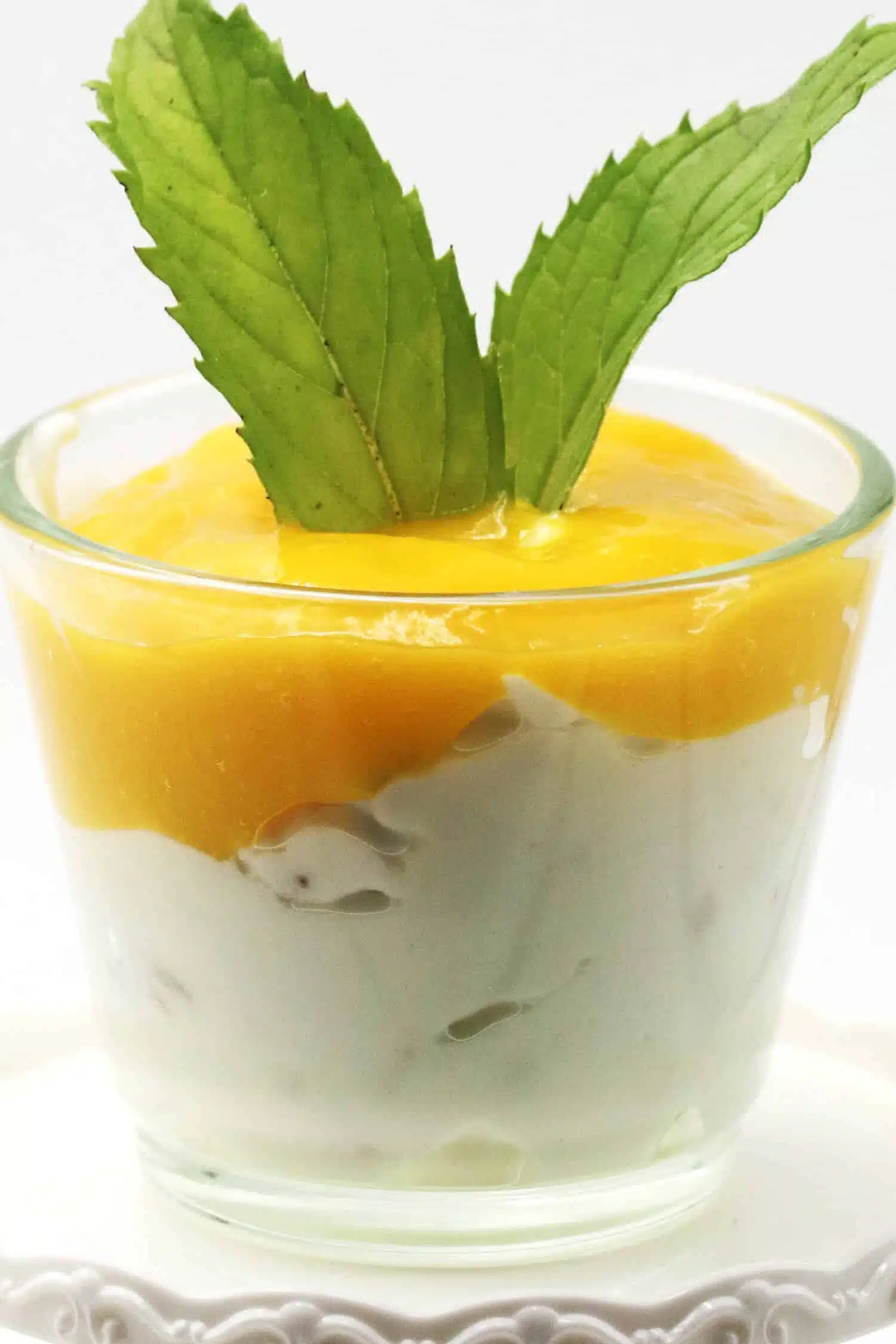 Schnelles Low Carb Magerquark Dessert im Glas Rezept