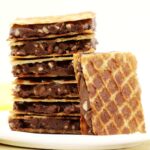 Low Carb Süßigketen selber machen: Die Low Carb Nuss-Nougat Schnitten sind einfach nur lecker.