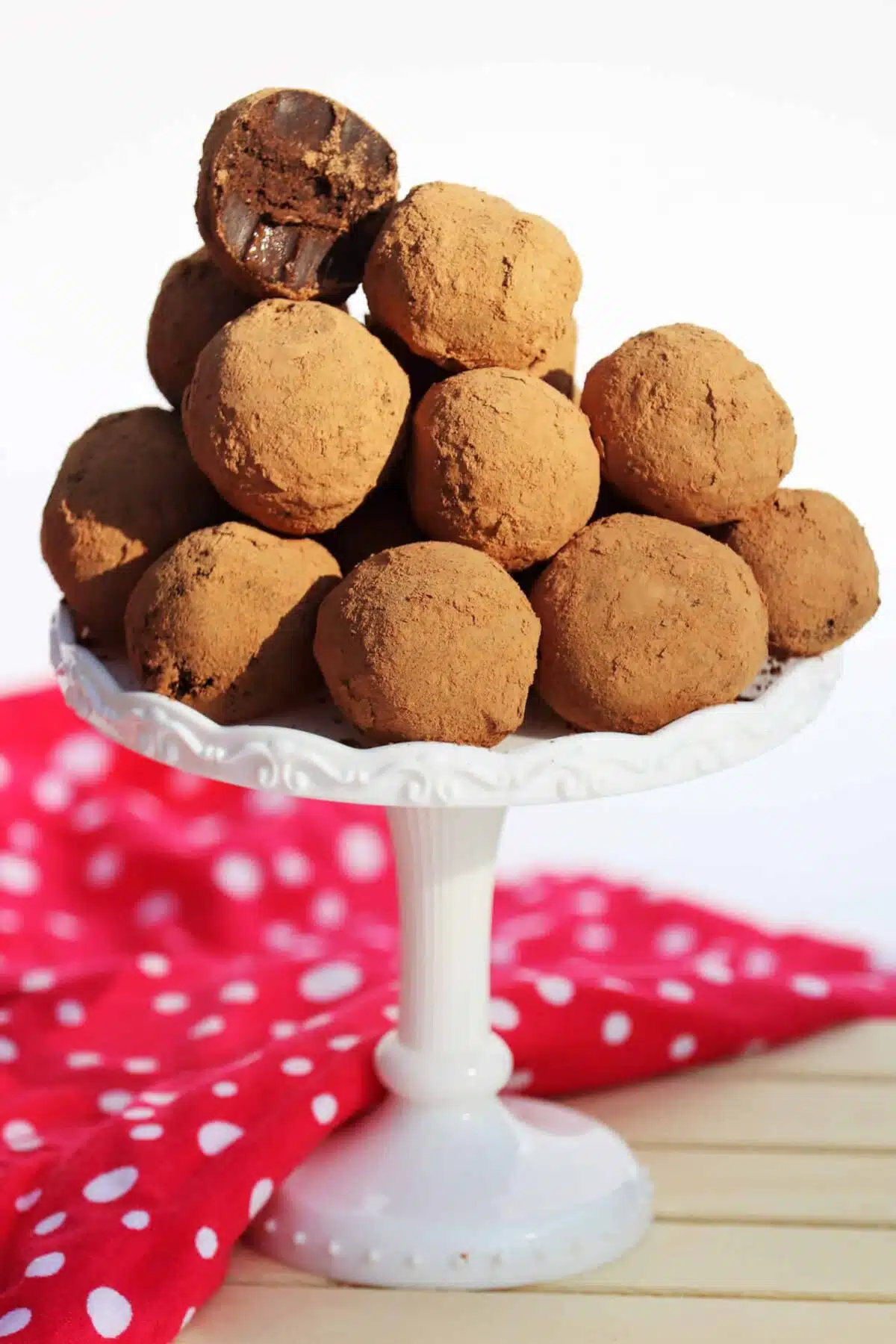 Low Carb Rumkugeln ohne Zucker selber machen für Weihnachten