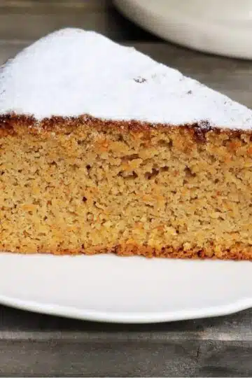 Rezept für einen Rüblikuchen ohne Zucker und Mehl