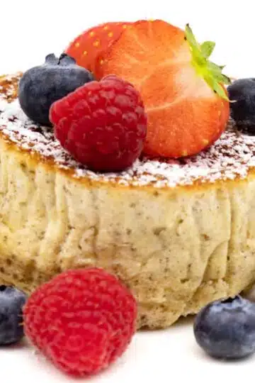 Rezept für Low Carb Pancakes mit Kokosmehl und Chiasamen.