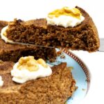 Walnusskuchen ohne Mehl und Zucker backen