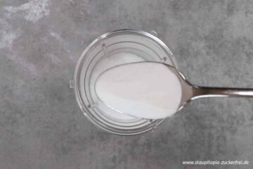 Zitronensorbet Zutaten miteinander vermischen