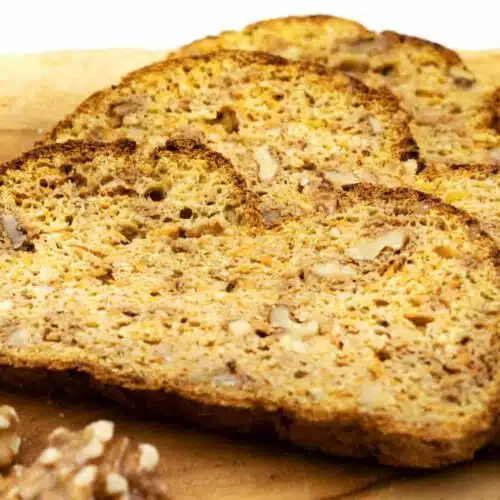 Low Carb Karotten Walnuss Brot Rezept