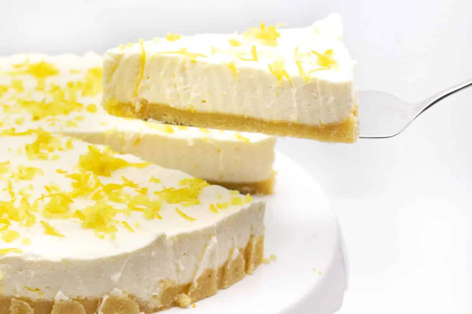 Zitronen Buttermilch Torte ohne Zucker und ohne Backen