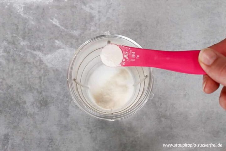 Erdbeerpudding ohne Zucker - Staupitopia Zuckerfrei