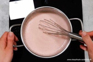 Zubereitung Erdbeerpudding ohne Zucker Schritt 5