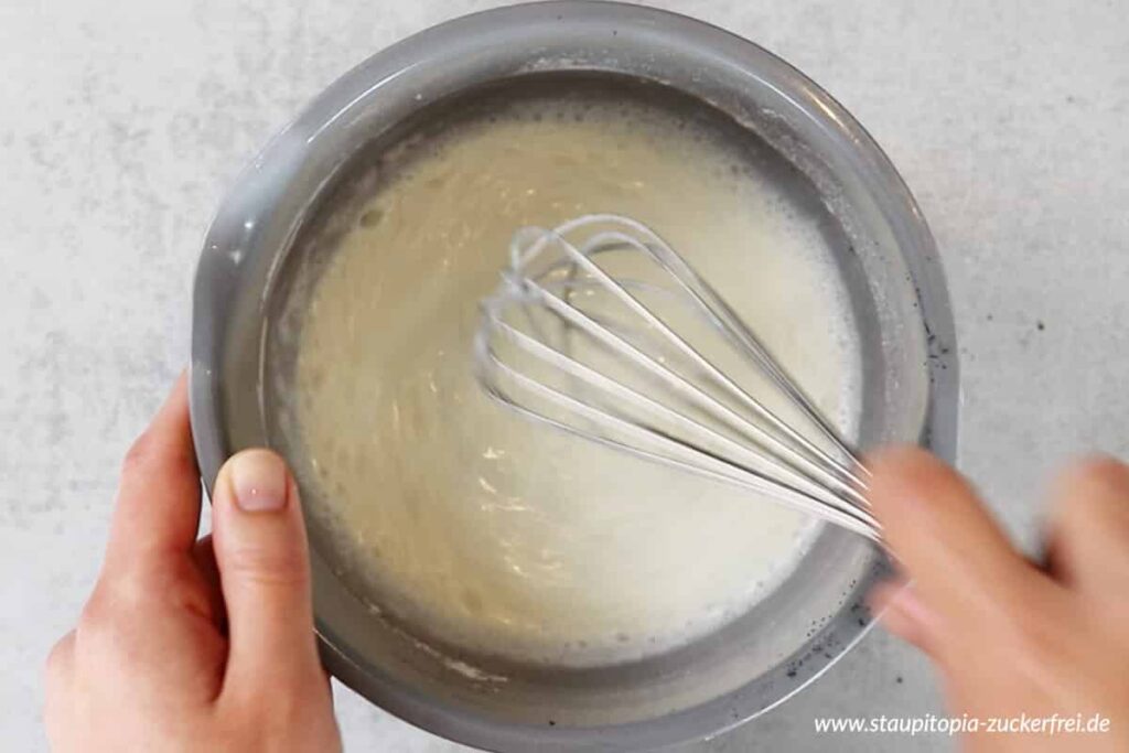 Zubereitung Low Carb Vanilleeis Schritt 2