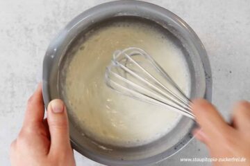 Zubereitung Low Carb Vanilleeis Schritt 2