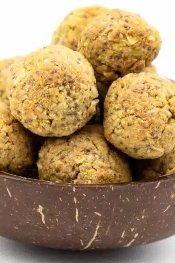 Vegane Energiebällchen ohne Datteln selber machen