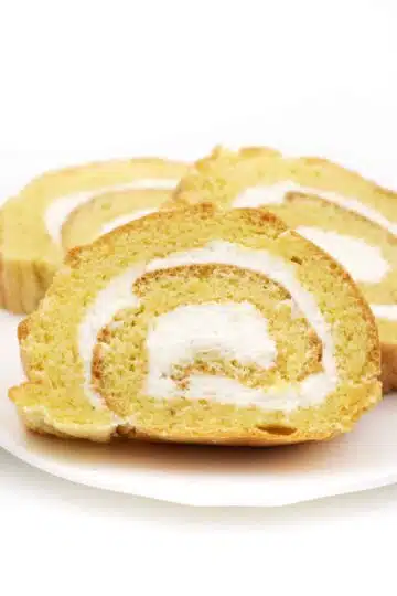 Biskuitrolle fluffig selber machen