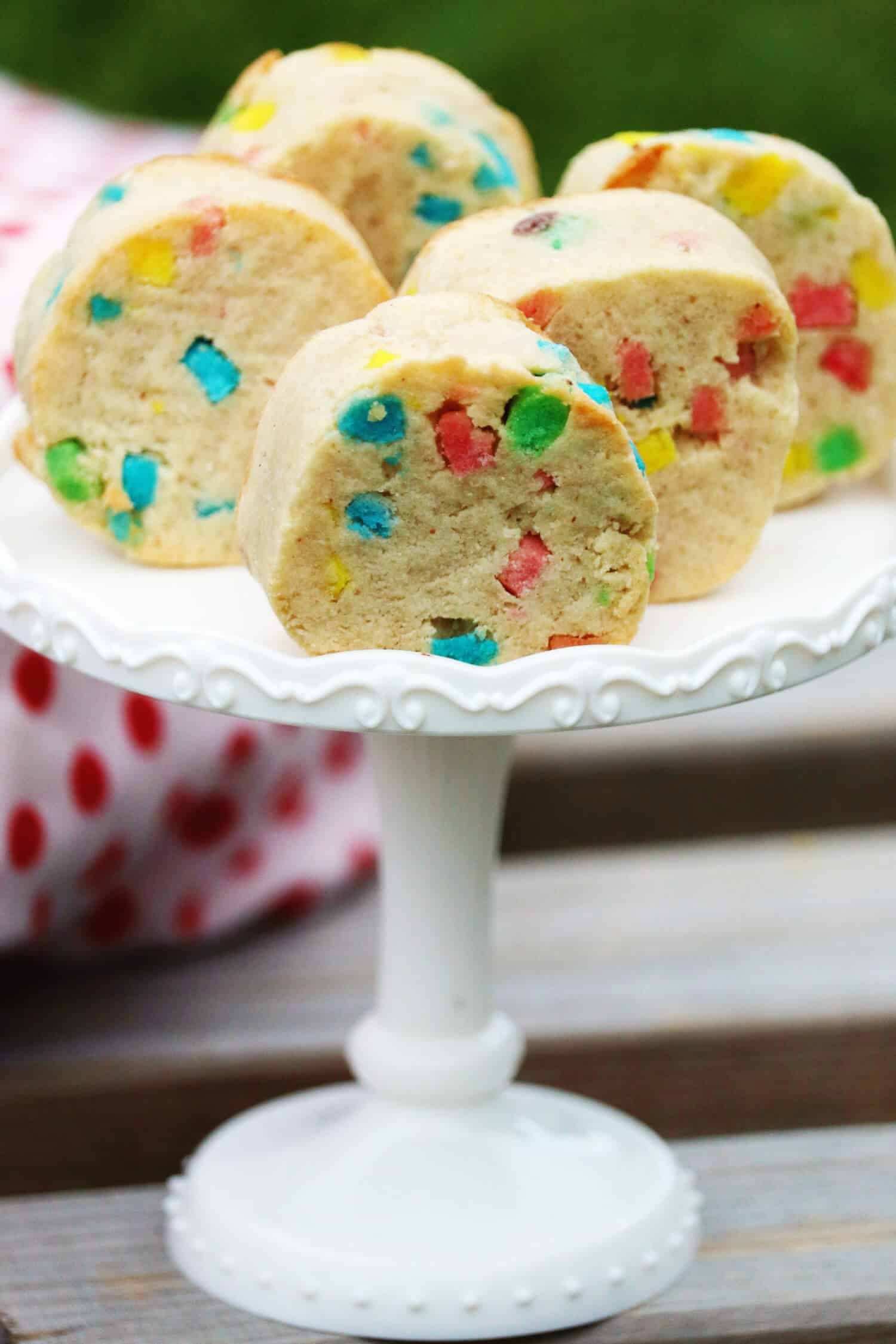 Bunte Kekse backen mit Zuckerstreuseln ohne Zucker