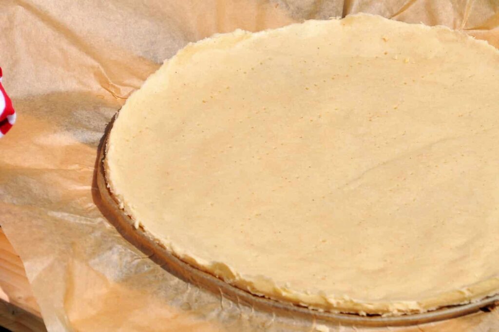 Low Carb Pizzaboden aus 3 Zutaten - Staupitopia Zuckerfrei