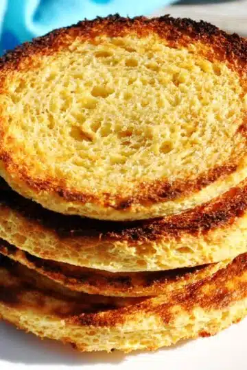 Low Carb Hüttenkäse Toasties Rezept