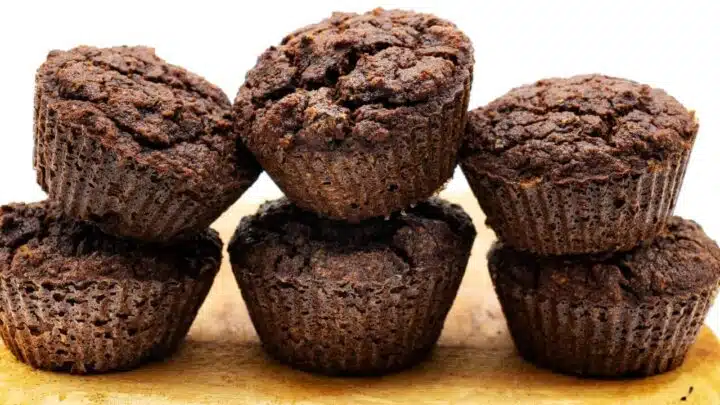 Schoko Zucchini Muffins ohne Zucker Rezept einfach und saftig