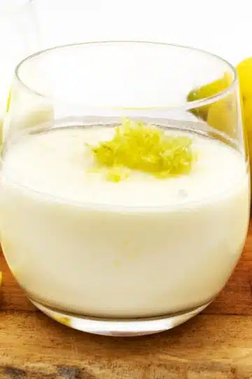 Zitronen Buttermilch Dessert ohne Zucker Rezept
