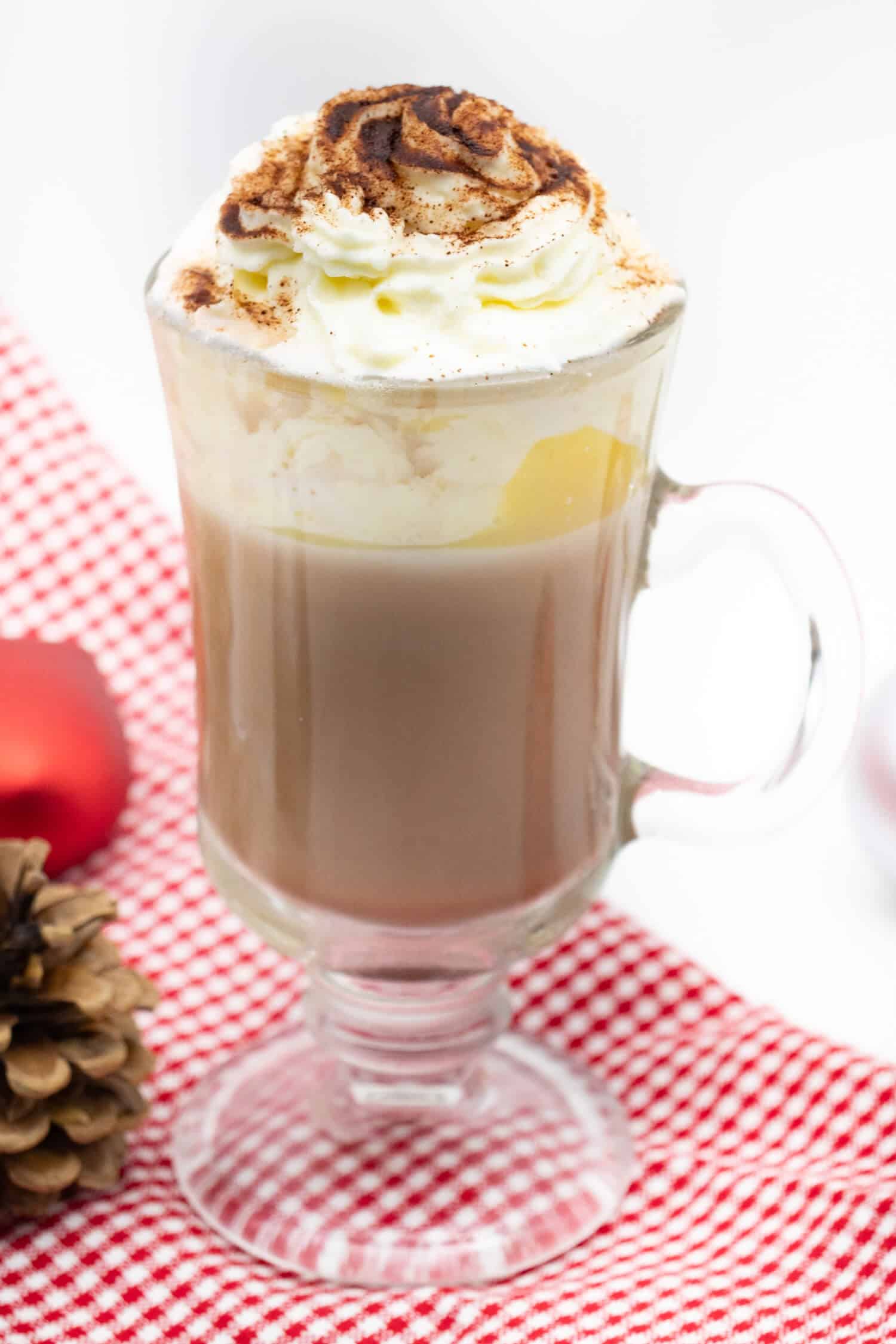 Heiße Schokolade mit Rum ohne Zucker