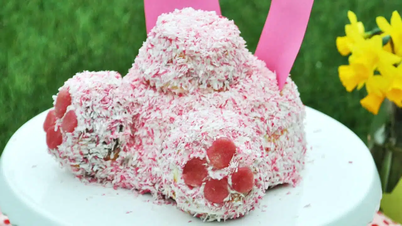 Low Carb Hasenpopo Torte ohne Zucker für Ostern Rezept