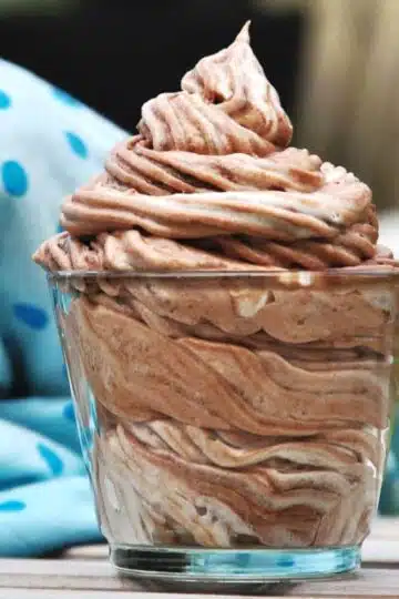 Low Carb Nougat Frosting ohne Zucker Rezept