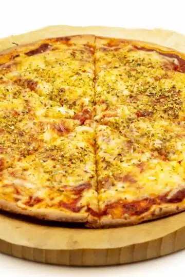 Keto Pizzateig aus 2 Zutaten selber machen