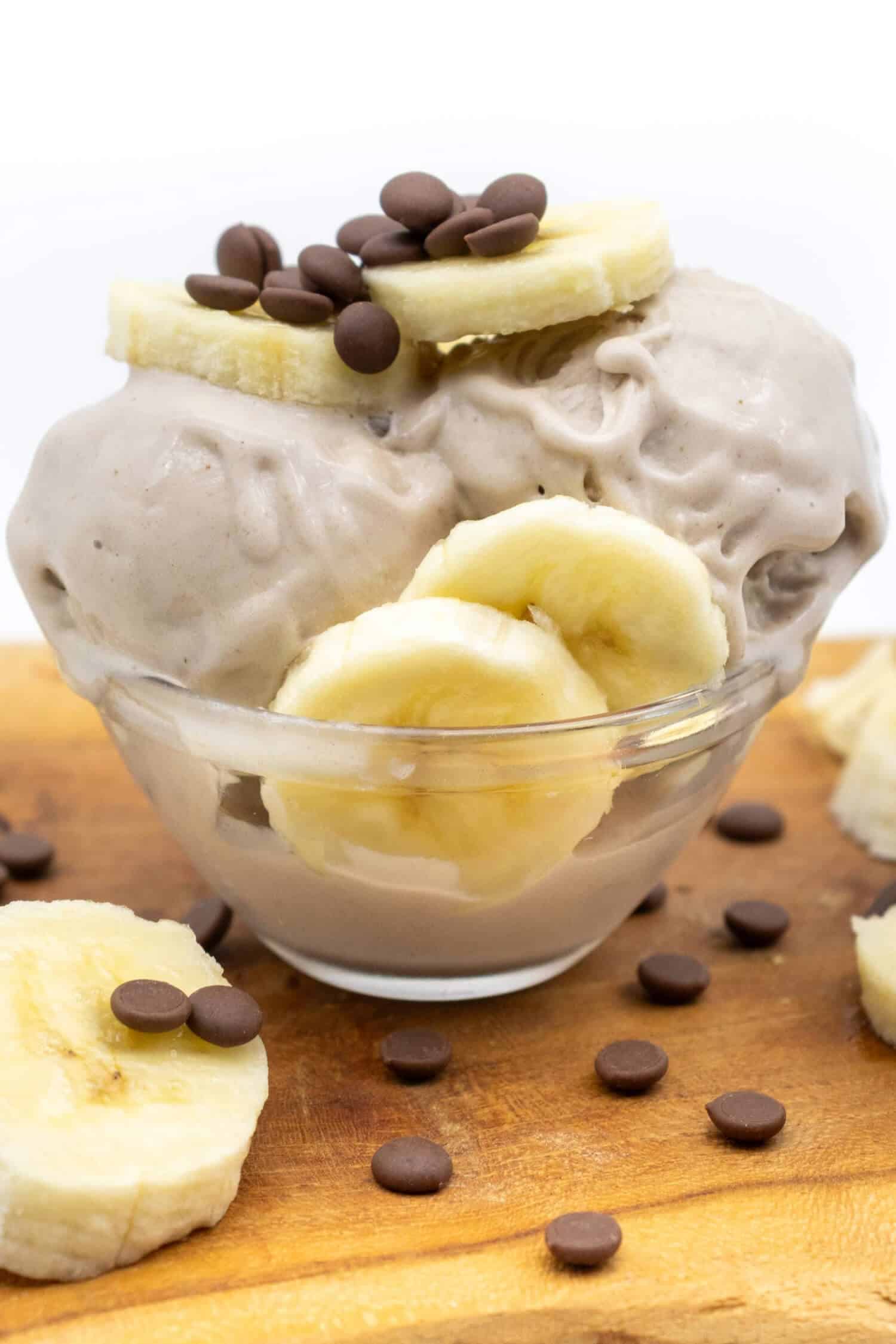 Bananeneis ohne Zucker selber machen
