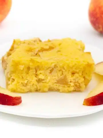 Kalorienarmer Apfelkuchen mit Joghurt und Quark