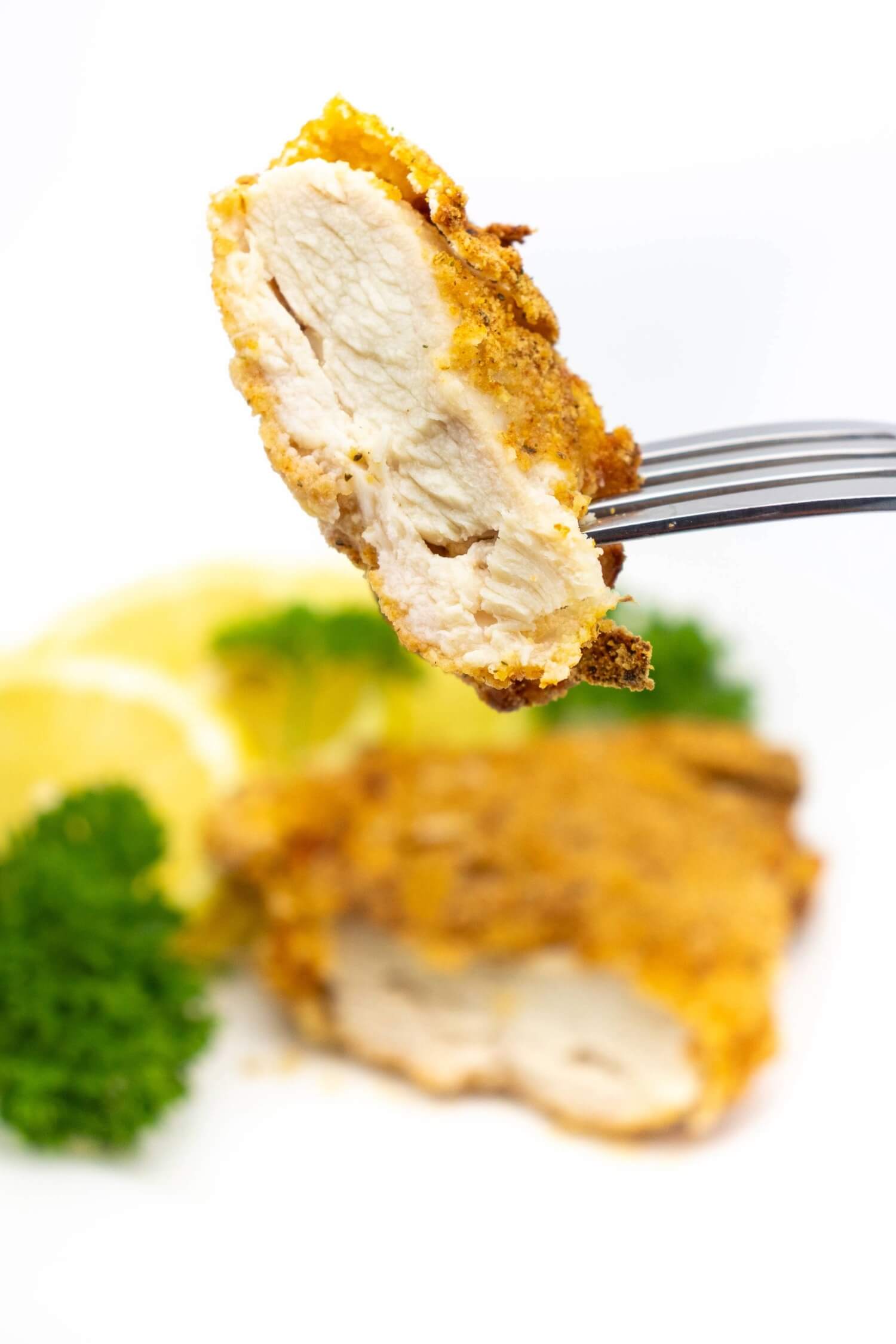 Low Carb Schnitzel mit knuspriger Panade Rezept