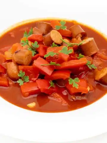 Würstchengulasch Low Carb und kalorienarm Rezept