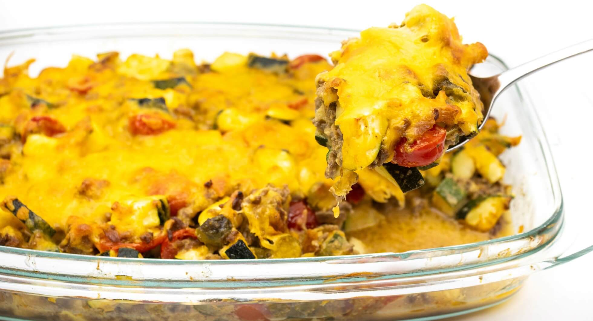 Low Carb Cheeseburger Auflauf Rezept ohne Brötchen