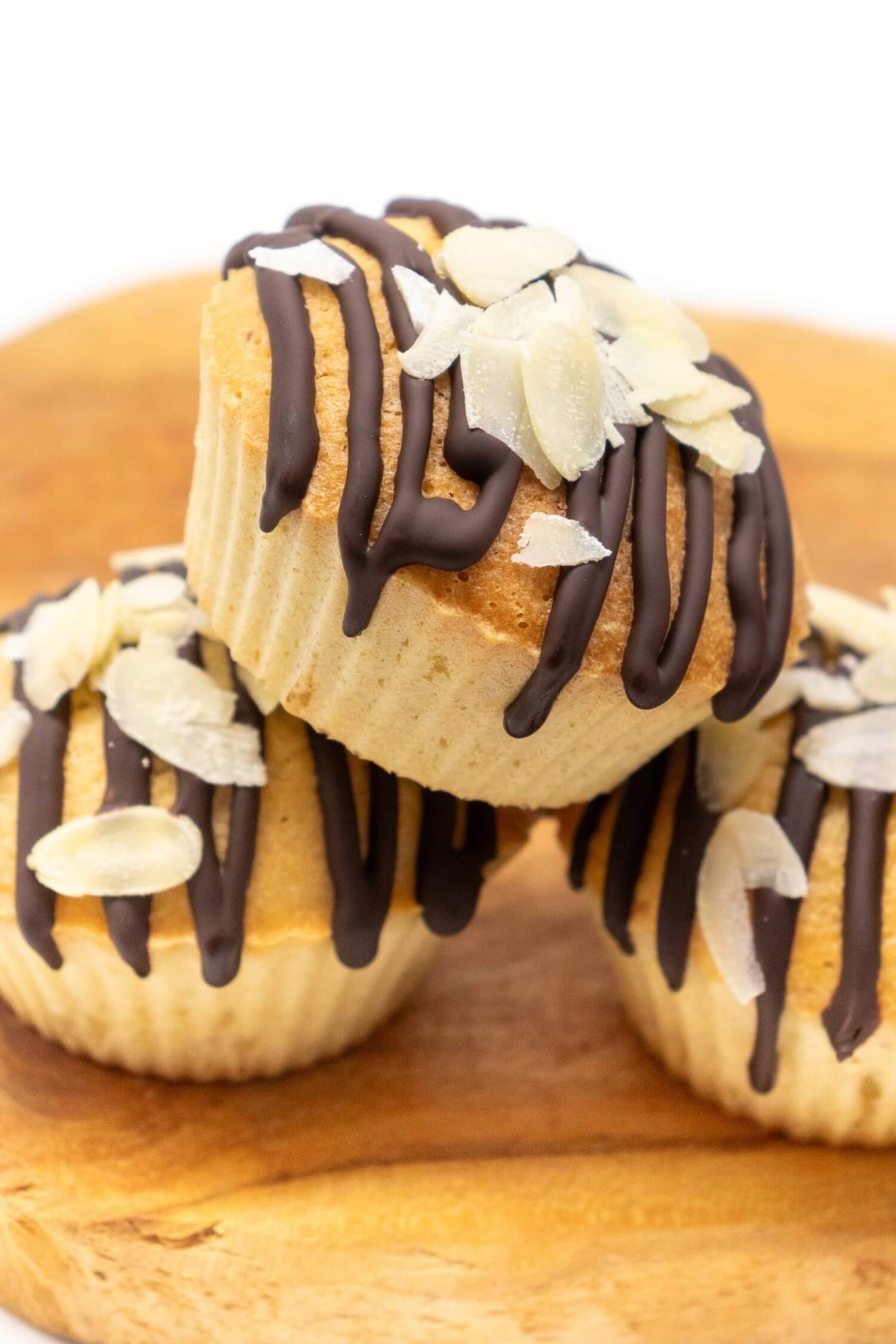 Low Carb Marzipanmuffins ohne Zucker und Mehl
