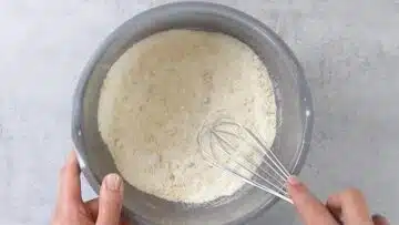 Blaubeermuffins ohne Zucker: Mischen