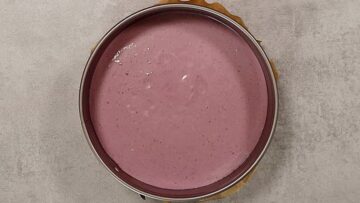 Blueberry Cheesecake ohne Zucker: Umfüllen