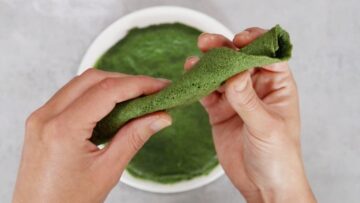 Frühstückswraps anrichten