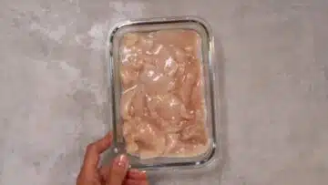 Hähnchenbrust aus dem Backofen: Marinieren