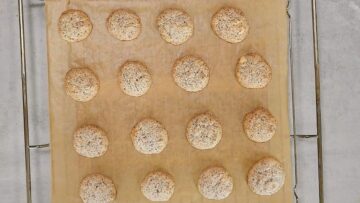 Haselnussmakronen ohne Zucker: Backen