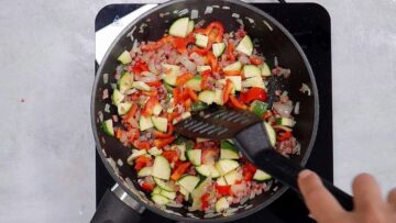 Herzhafter Low Carb Quarkauflauf weiterbraten