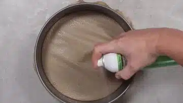 Käse Streuselkuchen ohne Zucker: Vorbereiten