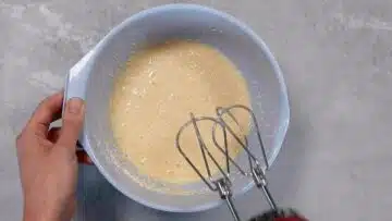 Kokosmuffins ohne Zucker rühren