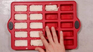 Kokosriegel ohne Zucker: Formen