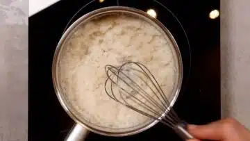 Kokosriegel ohne Zucker: Rühren