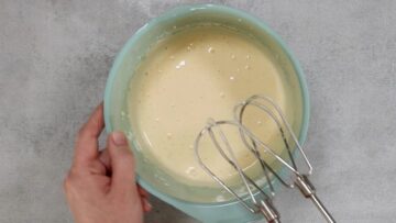 Löffelbiskuit ohne Zucker: Aufschlagen