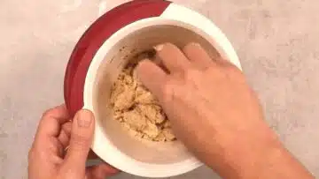 Low Carb Apfelkuchen Streusel zubereiten