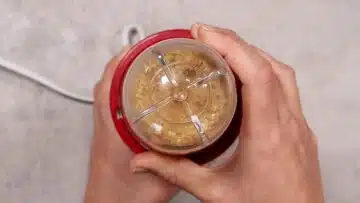 Low Carb Baguette mahlen