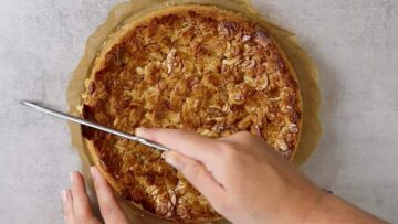 Low Carb Bienenstich ohne Zucker: Abkühlen