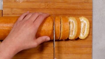 Low Carb Biskuitrolle: Anrichten