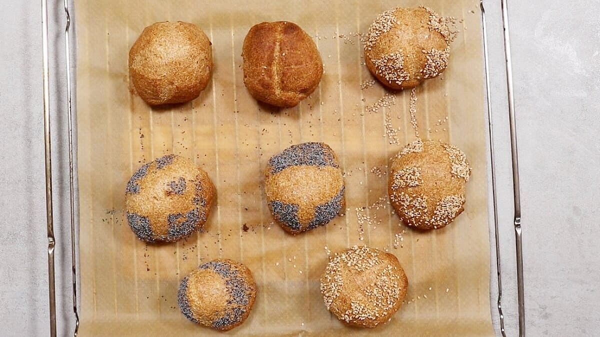 Low Carb Brötchen ohne Ei: Abkühlen