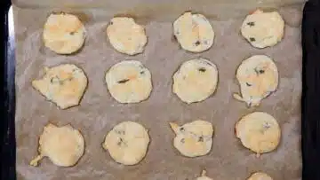 Low Carb Chili Cheese Nuggets: Anrichten